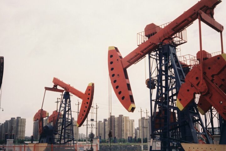 a group of oil pumps sitting next to each other